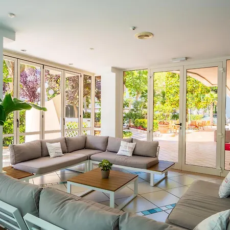 Michelangelo Szálloda Cesenatico