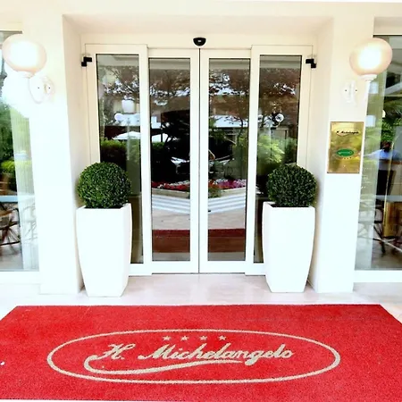 Michelangelo צ'סנטיקו