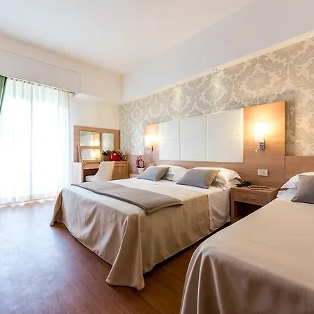 Michelangelo Hotel 4*