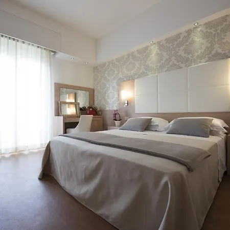 Szálloda Michelangelo 4*