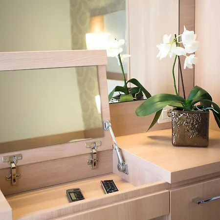 Michelangelo Szálloda 4*