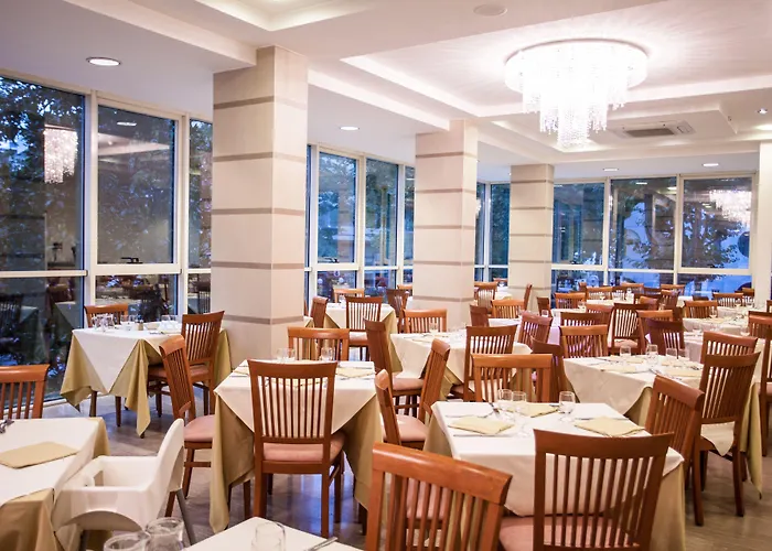 Michelangelo מלון