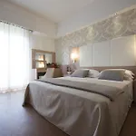 Ξενοδοχείο Michelangelo 4*