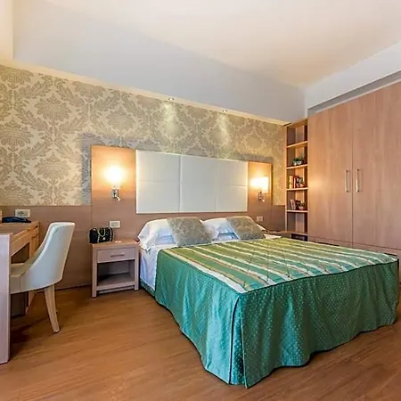 Hotel Michelangelo 4*