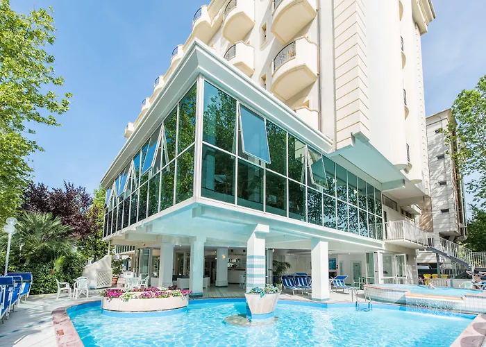 Michelangelo Hotel 4*